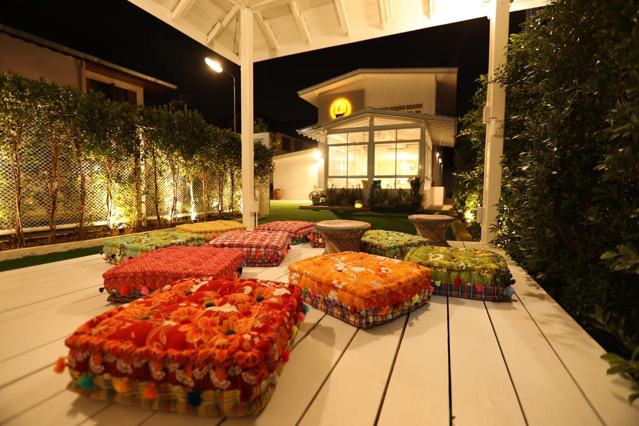 Hostel Lullaby Non-Smoking (Adults Only) Chiang Mai Exterior foto